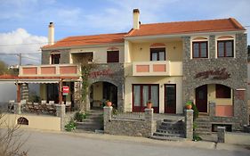 Aigiali Rooms